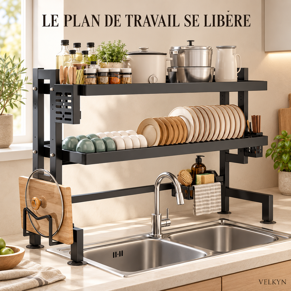 Égouttoir VELKYN installé au-dessus de l’évier